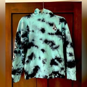 Volcom Big Boys, Size Large Long-Sleeve Iconic Stone Plus Tie-Dyed Hoodie. NWT